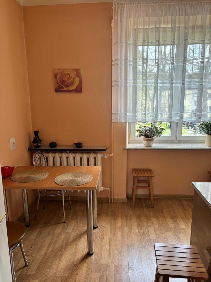 Mieszkanie 2-pokojowe Stąporków, pl. Wolności. Zdjęcie 2