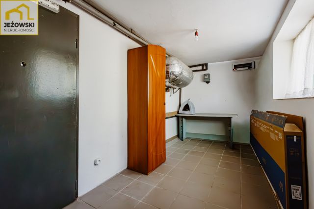 dom wolnostojący, 5 pokoi Tomaszowice. Zdjęcie 17