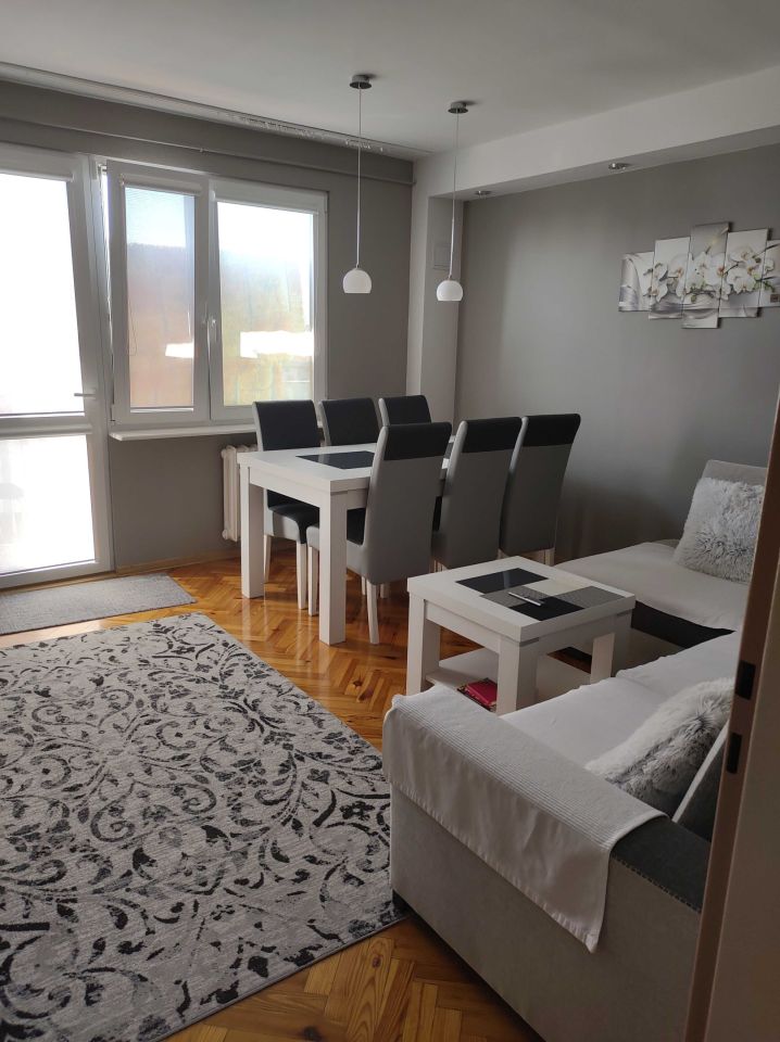 Mieszkanie 3-pokojowe Pionki, ul. Adasia Guzala