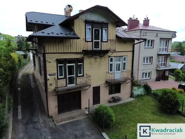 dom wolnostojący, 8 pokoi Rymanów-Zdrój, ul. Kasztanowa. Zdjęcie 1