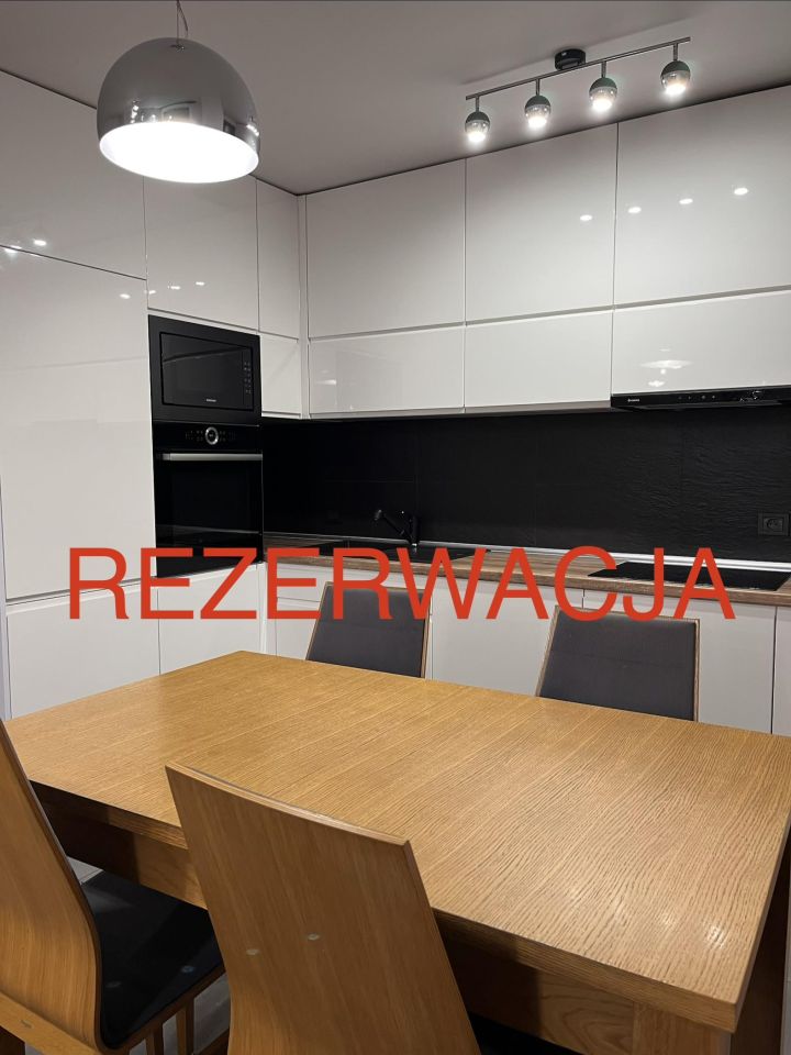 Mieszkanie 3-pokojowe Ruda Śląska, ul. Jana Stefana Dworaka. Zdjęcie 1