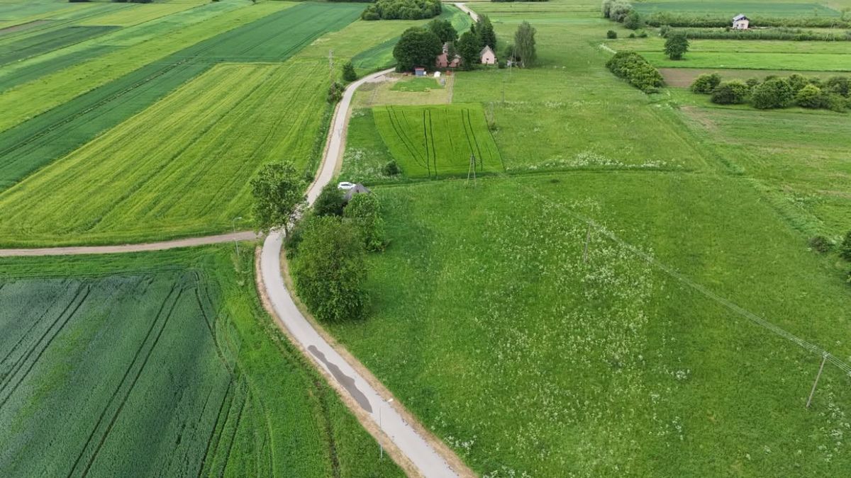 dom wolnostojący, 2 pokoje Szebnie. Zdjęcie 4