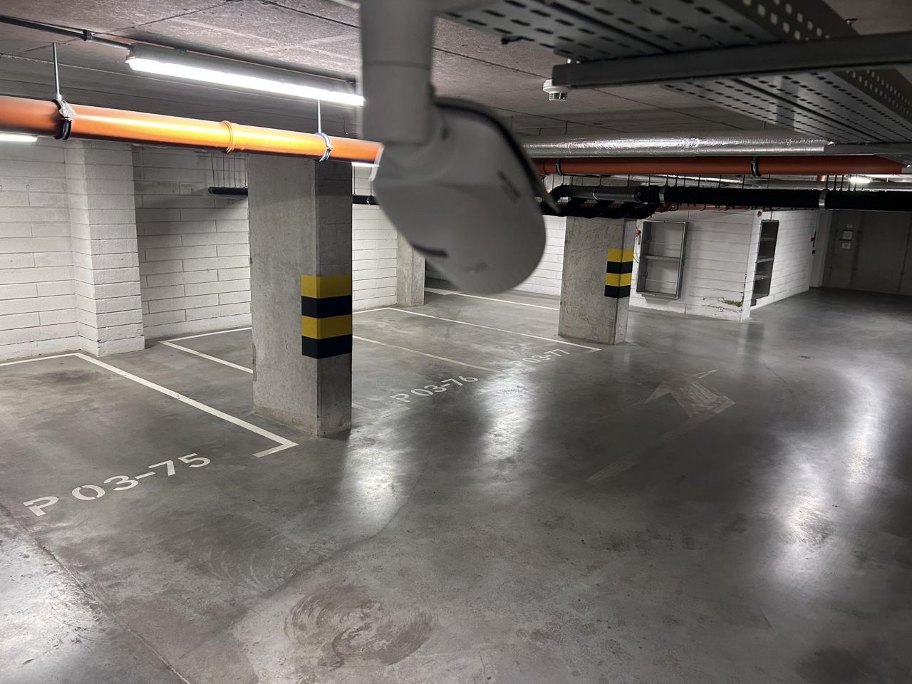 Garaż/miejsce parkingowe Wrocław Krzyki, ul. gen. Romualda Traugutta. Zdjęcie 3