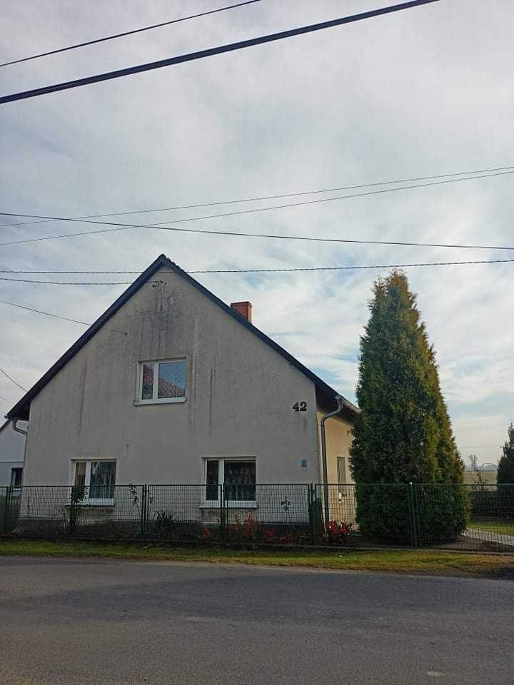 dom wolnostojący, 3 pokoje Włostowa. Zdjęcie 1