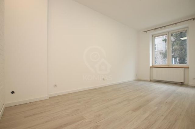 Mieszkanie 3-pokojowe Wrocław Śródmieście, ul. Oskara Minkowskiego. Zdjęcie 3