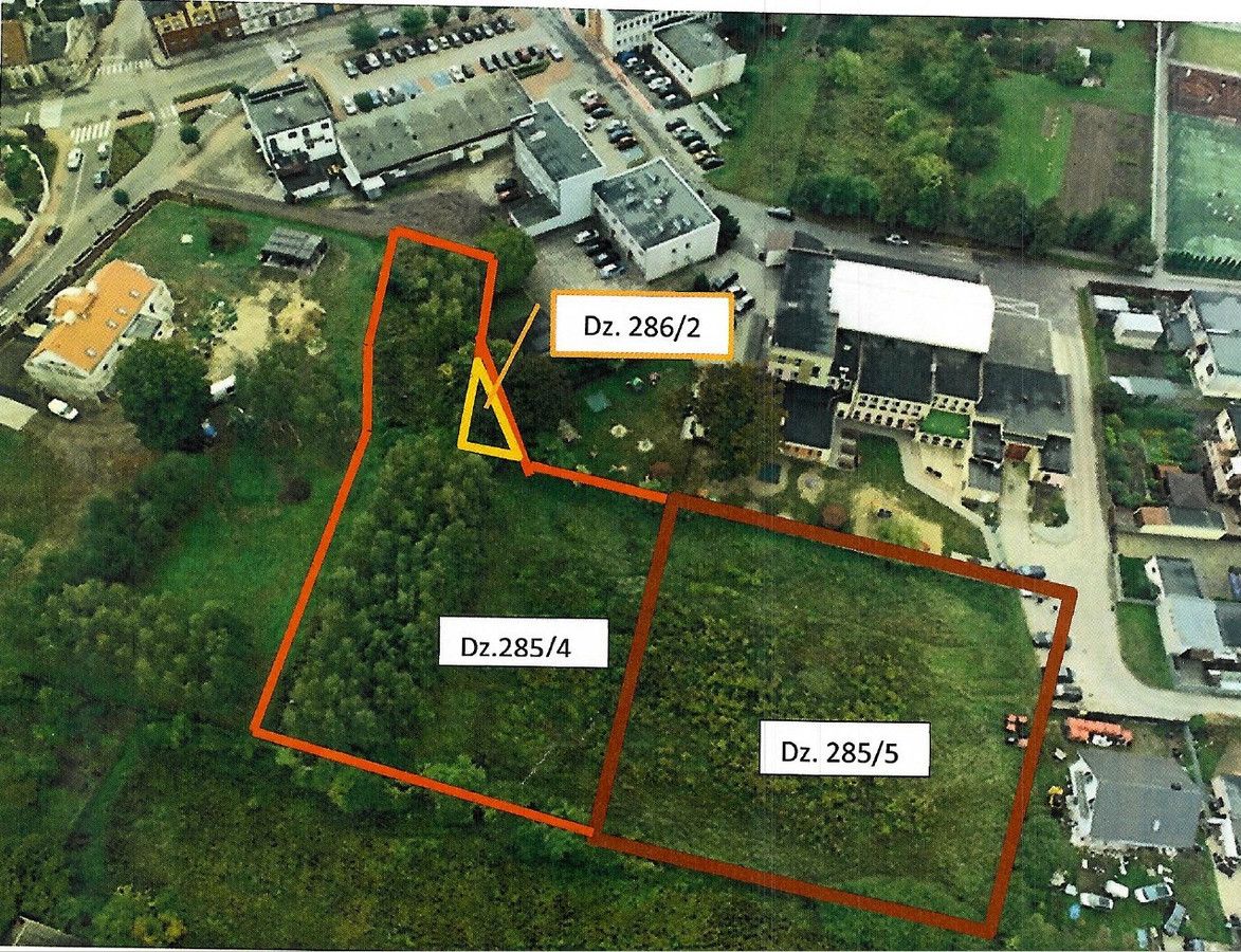 Działka budowlana Czerniejewo, pl. Onufrego Kopczyńskiego. Zdjęcie 1