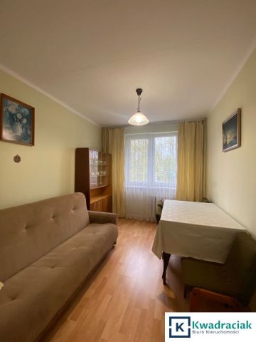 Mieszkanie 3-pokojowe Krosno, ul. Bohaterów Westerplatte. Zdjęcie 1