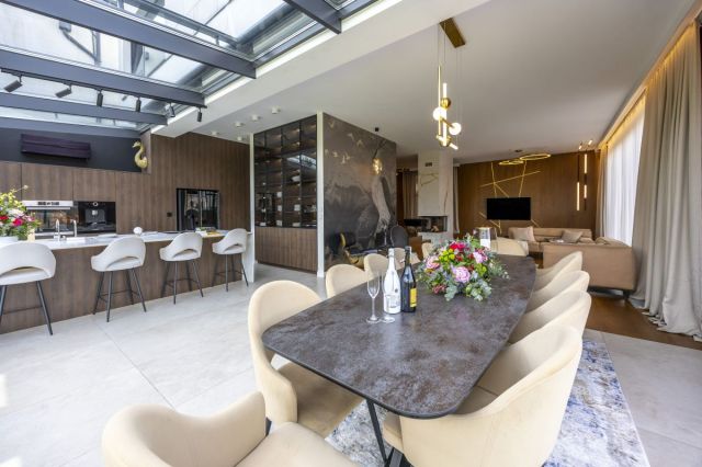 dom wolnostojący, 5 pokoi Warszawa Wilanów, ul. Wiedeńska. Zdjęcie 5