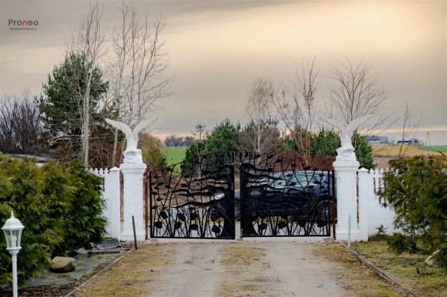 dom wolnostojący, 5 pokoi Niedźwiady Niedźwiady Małe. Zdjęcie 2
