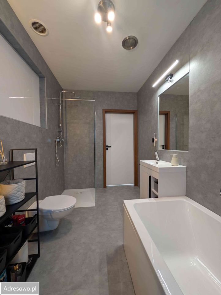 dom wolnostojący, 5 pokoi Jaksin. Zdjęcie 15