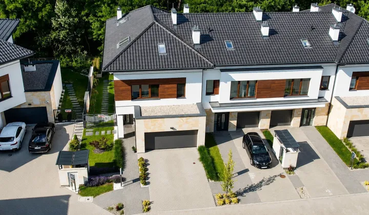 dom wolnostojący, 5 pokoi Strzykuły