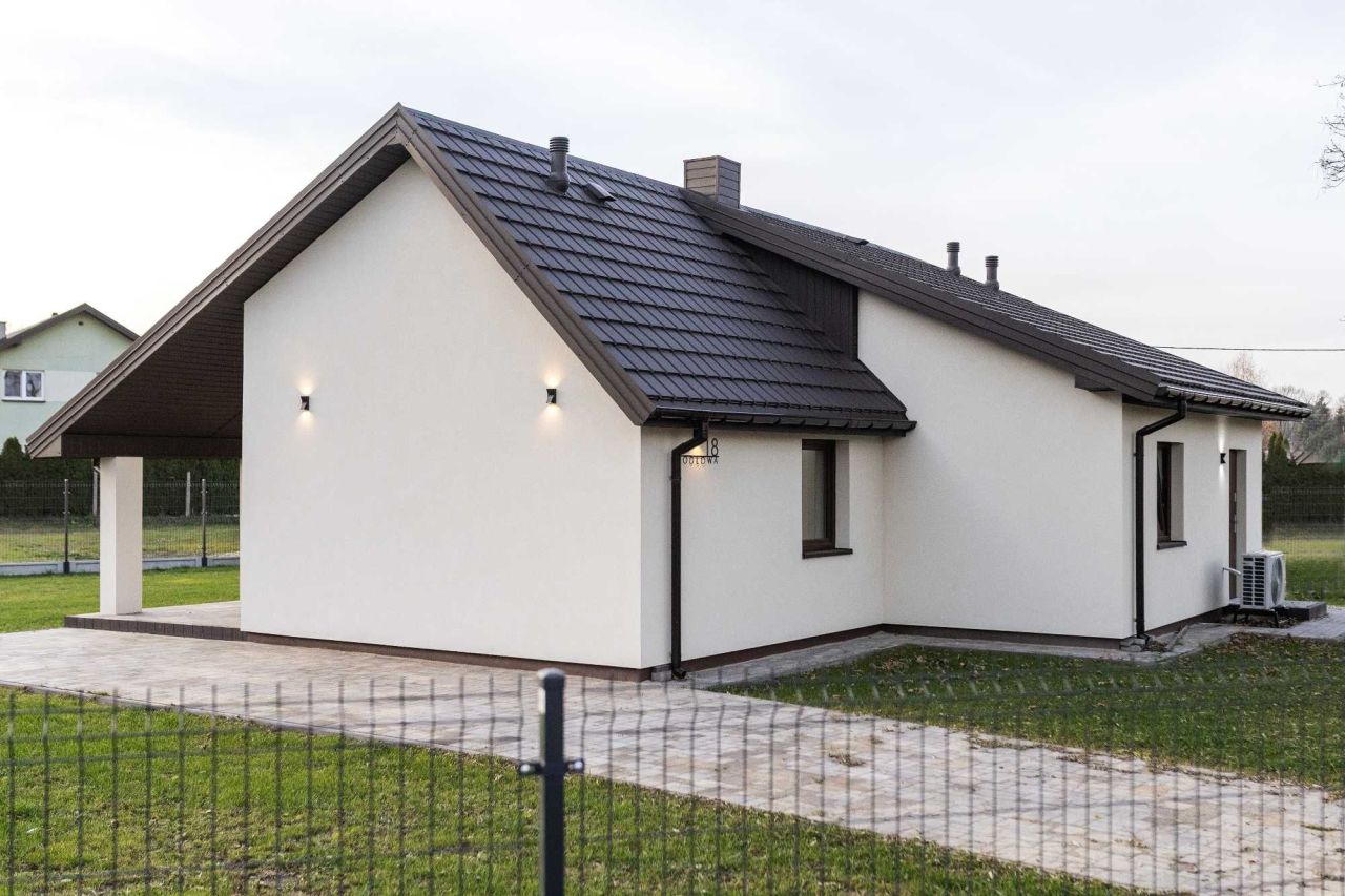 dom wolnostojący Zduńska Wola, ul. Jodłowa. Zdjęcie 7