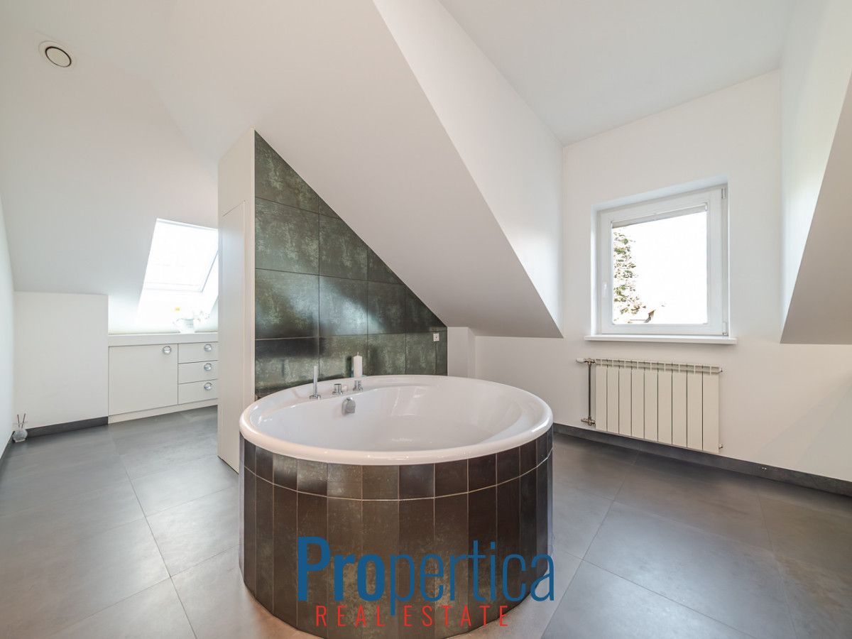 dom wolnostojący, 5 pokoi Warszawa Wawer, ul. Łańcucka. Zdjęcie 31