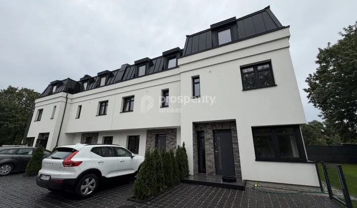 dom szeregowy, 5 pokoi Warszawa Wawer, ul. Heliotropów