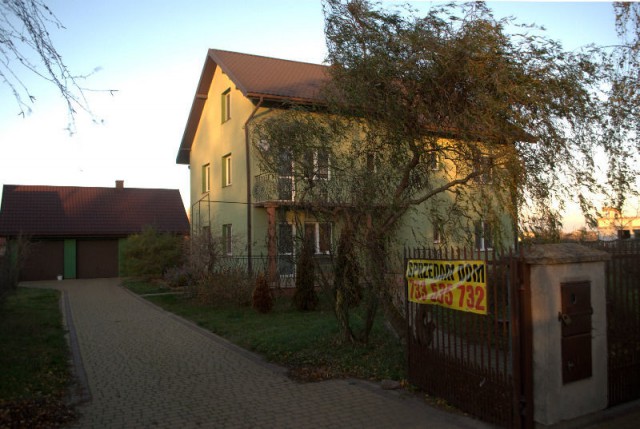 dom wolnostojący, 6 pokoi Bieniewice. Zdjęcie 1