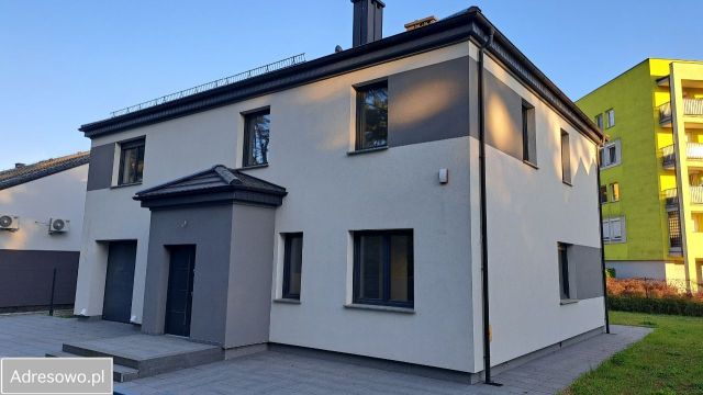 dom wolnostojący, 5 pokoi Zielona Góra Chynów, ul. Tomasza Sobkowiaka. Zdjęcie 1