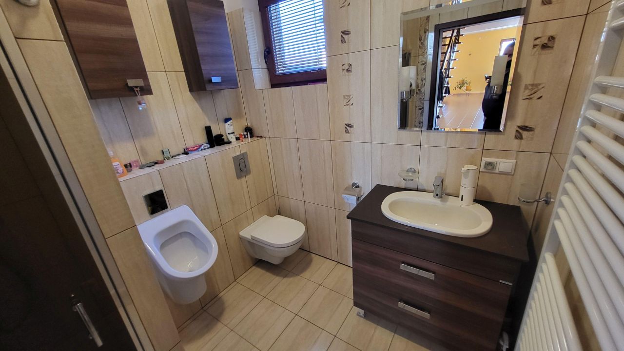 dom wolnostojący, 4 pokoje Stare Babice, Bajkowa. Zdjęcie 16