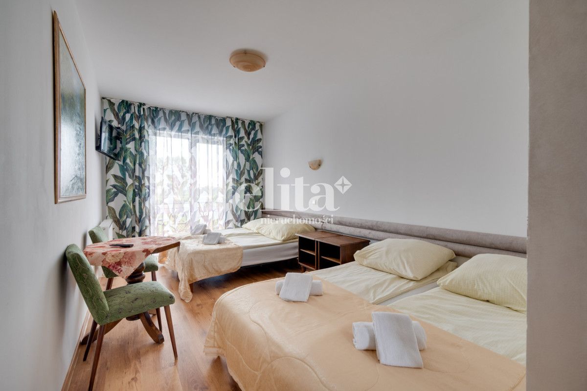 Hotel/pensjonat Łeba, ul. Sienkiewicza. Zdjęcie 2