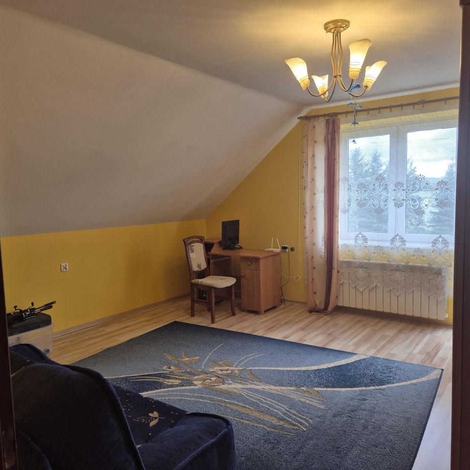 dom wolnostojący, 5 pokoi Strażów. Zdjęcie 15