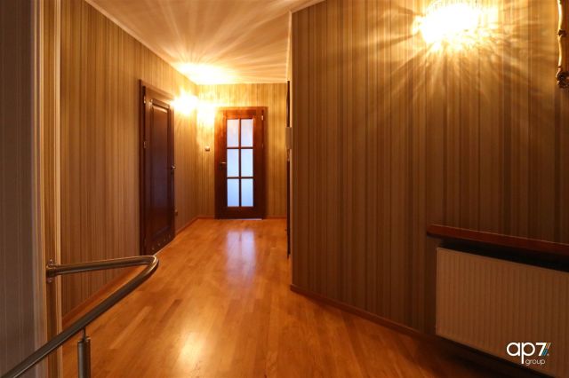 dom wolnostojący, 6 pokoi Myślenice. Zdjęcie 14