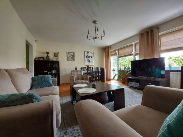 Mieszkanie 4-pokojowe Płock Międzytorze, ul. Tadeusza Gierzyńskiego. Zdjęcie 1