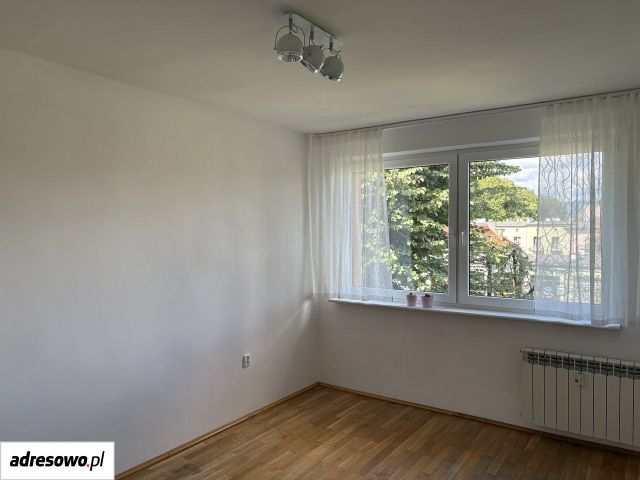 Mieszkanie 2-pokojowe Żywiec, os. Parkowe. Zdjęcie 1