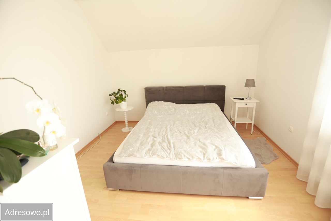 dom wolnostojący, 6 pokoi Jastkowice, ul. Cicha. Zdjęcie 3