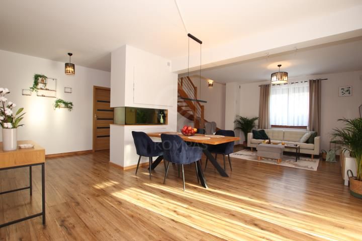 dom wolnostojący, 6 pokoi Chrząstawa Mała, ul. Malinowa. Zdjęcie 4