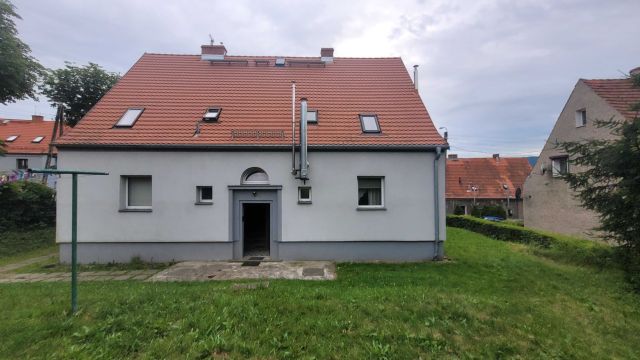 Mieszkanie 2-pokojowe Wałbrzych Biały Kamień, ul. Obrońców Pokoju. Zdjęcie 1