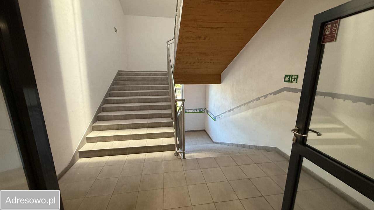 Lokal Kobyłka, ul. ks. Władysława Rosłana. Zdjęcie 13