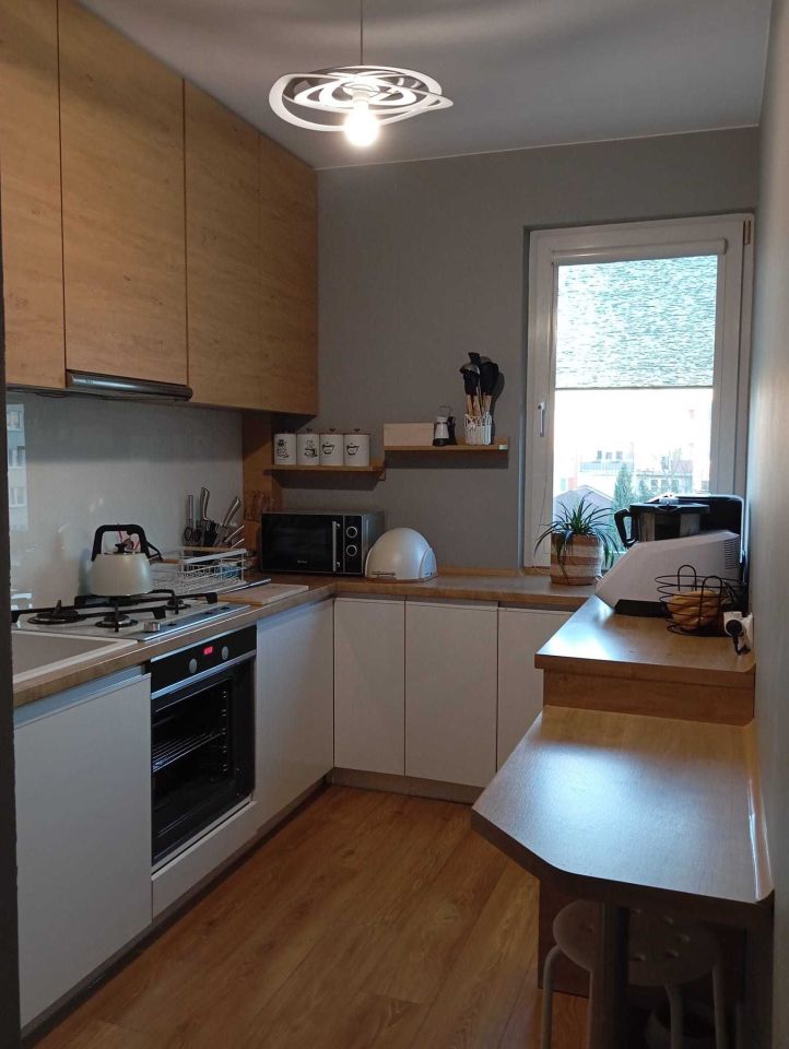 Mieszkanie 3-pokojowe Tomaszów Mazowiecki. Zdjęcie 2