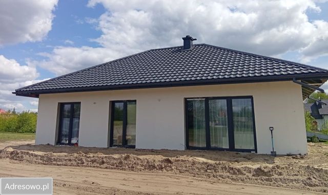 dom wolnostojący, 4 pokoje Mostówka. Zdjęcie 1