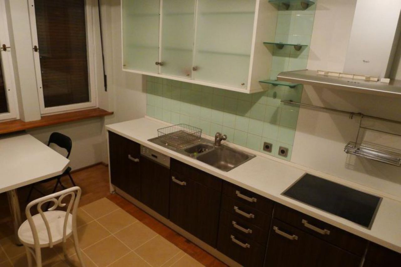 Mieszkanie 4-pokojowe Łódź, ul. dr. Adama Próchnika. Zdjęcie 3