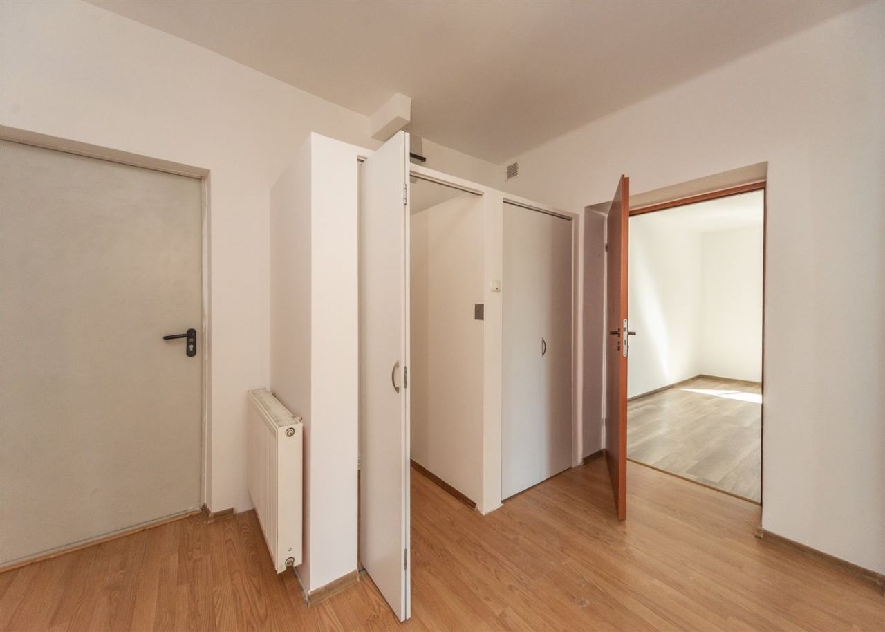 dom wolnostojący, 6 pokoi Bielsko-Biała, ul. Konstantego Damrota. Zdjęcie 7