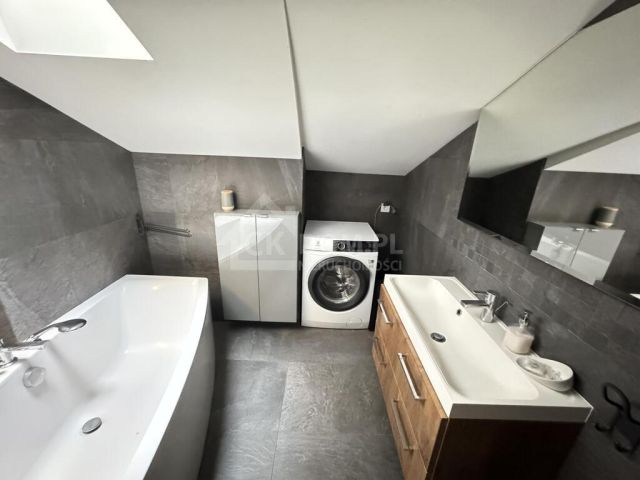 dom wolnostojący, 10 pokoi Kielce. Zdjęcie 8