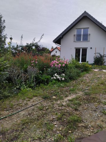 dom wolnostojący, 4 pokoje Będkowice, ul. Długa. Zdjęcie 1