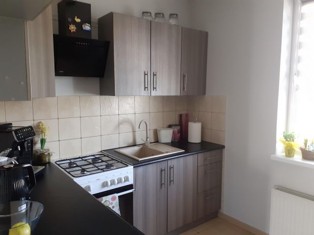 Mieszkanie 3-pokojowe Krosno, ul. Żwirki i Wigury. Zdjęcie 1