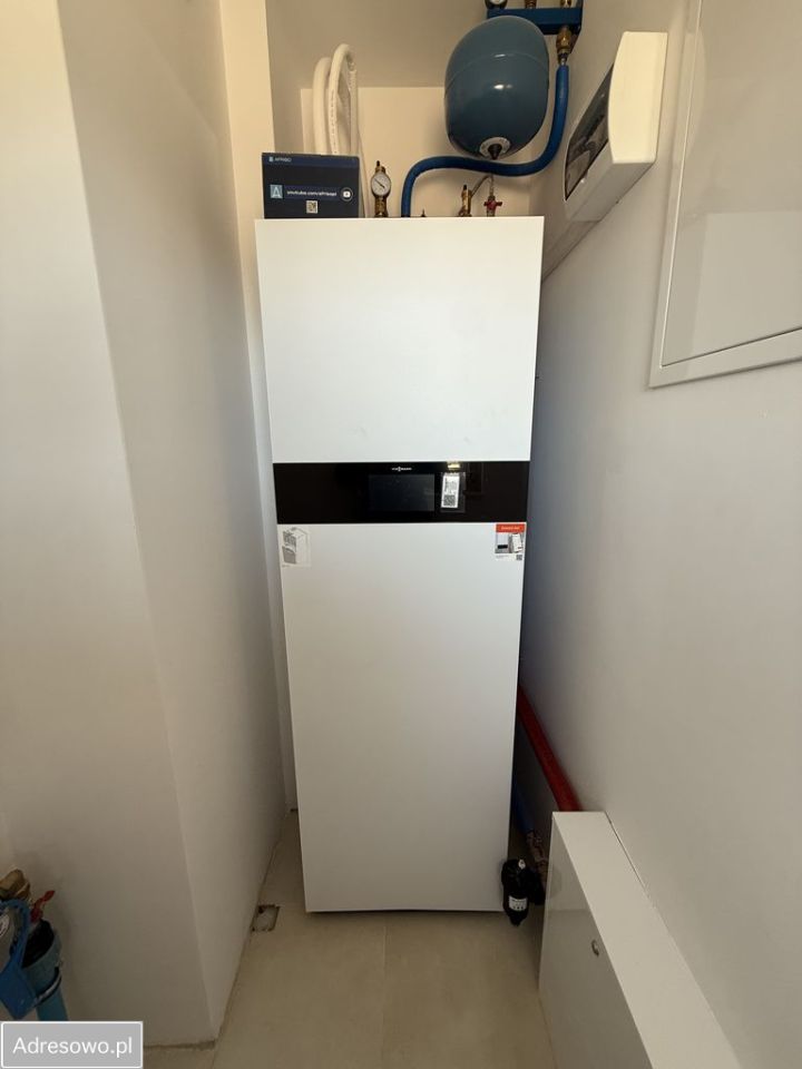 dom wolnostojący, 4 pokoje Różyny. Zdjęcie 10