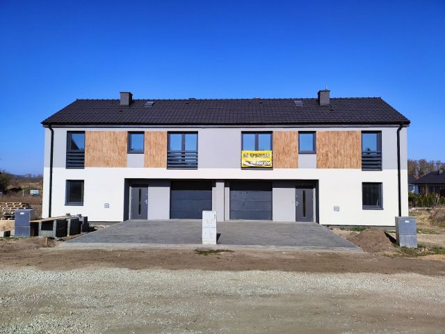 bliźniak, 5 pokoi Górzyca, ul. Dębowa. Zdjęcie 1