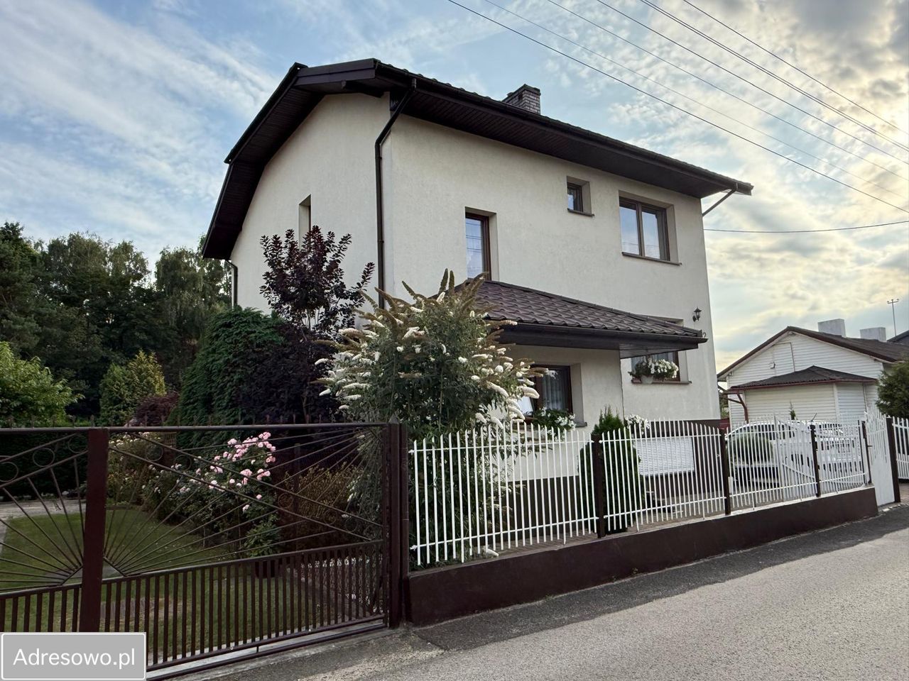 dom wolnostojący, 4 pokoje Gomunice, ul. Wesoła. Zdjęcie 1
