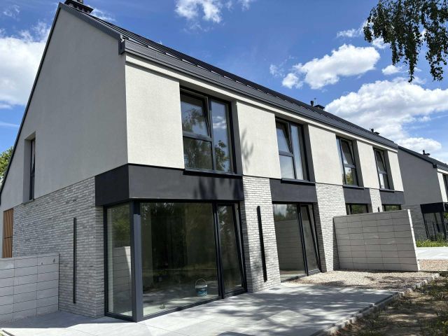 bliźniak, 5 pokoi Łódź Polesie, ul. Kirasjerów. Zdjęcie 1