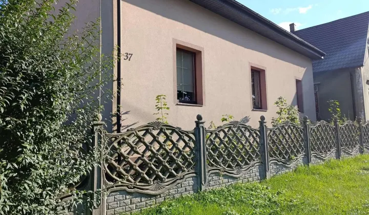 dom wolnostojący, 5 pokoi Ujeździec Mały