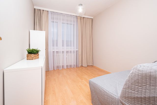 Mieszkanie 3-pokojowe Kalisz, ul. Krucza. Zdjęcie 3