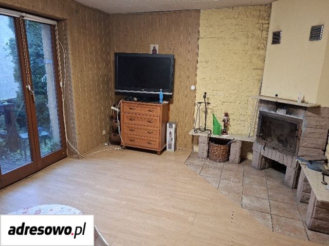 bliźniak, 4 pokoje Tuchola, ul. Sienkiewicza. Zdjęcie 1