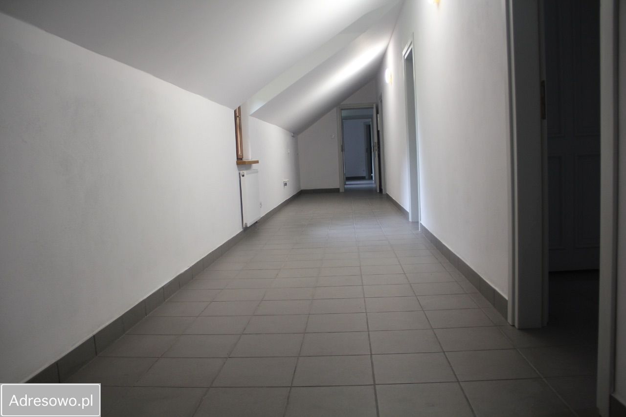 Nieruchomość komercyjna Sułoszowa. Zdjęcie 16