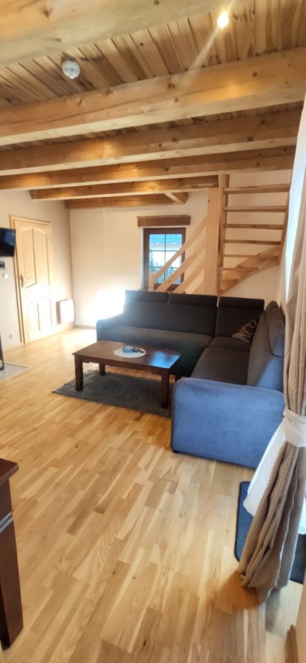 bliźniak, 16 pokoi Ściegny. Zdjęcie 15