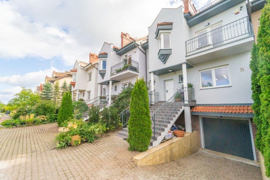 dom szeregowy, 7 pokoi Gdynia Grabówek, ul. Leszczynki. Zdjęcie 1