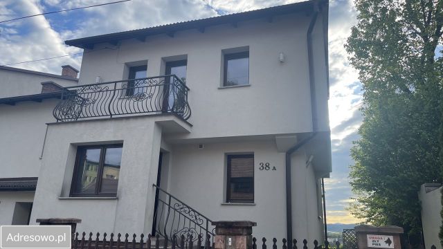 bliźniak, 5 pokoi Nowy Sącz. Zdjęcie 1
