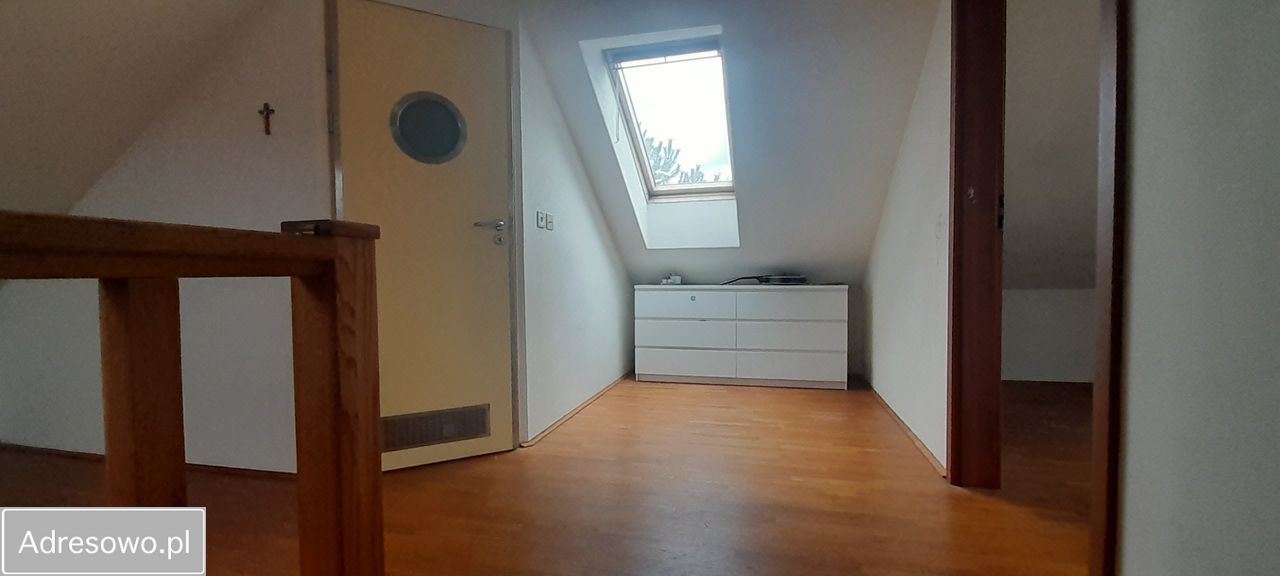 dom wolnostojący, 4 pokoje Łazy, ul. Różana. Zdjęcie 10