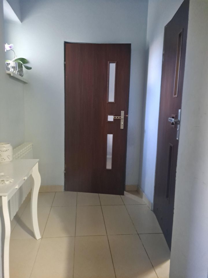 dom wolnostojący, 2 pokoje Łowinia. Zdjęcie 6